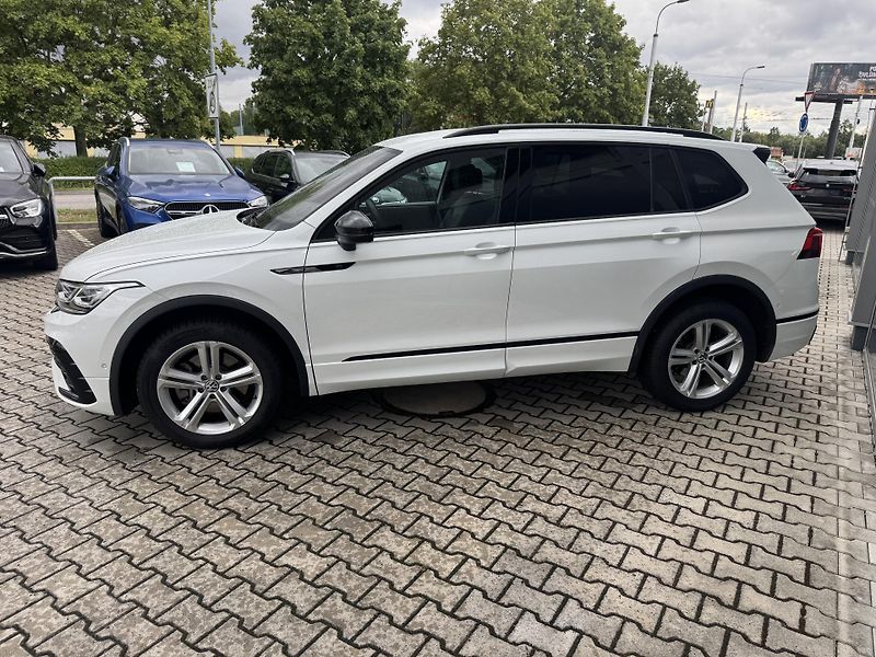 Volkswagen Tiguan Allspace (2021) 2,0TSi R DSG 4x4 TAŽNÉ 7.MÍST - fotka 8 z 44
