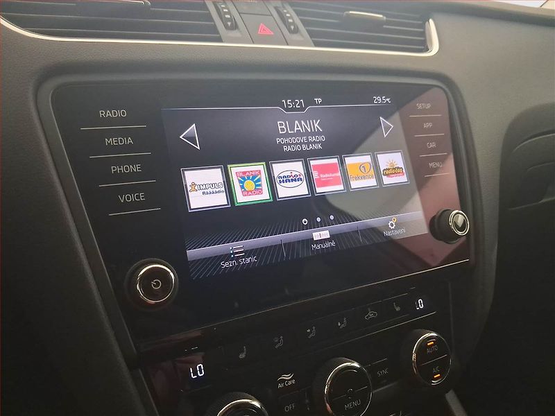 Škoda Octavia (2019) Style 1.5 TSI, Serv.kniha - fotka 13 z 25