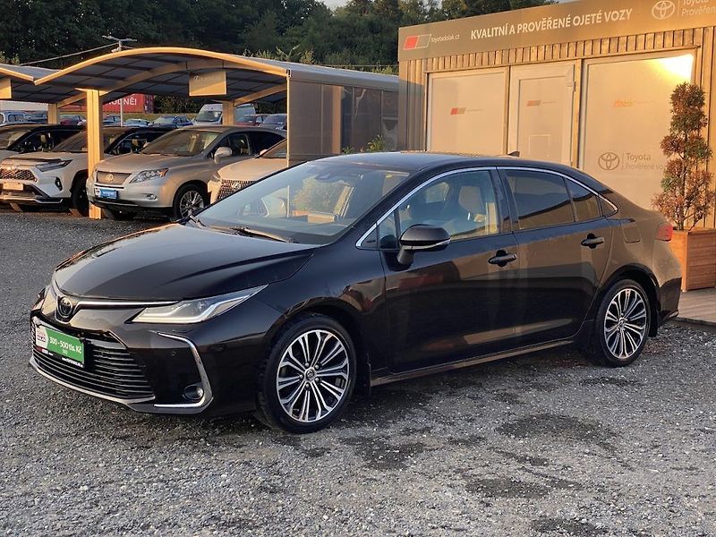 Toyota Corolla 1.6i, ČR, Executive, záruka - fotka 4 z 18