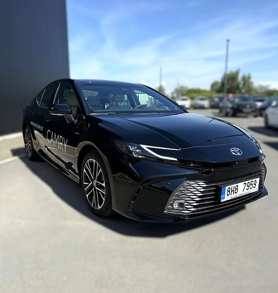 Toyota Camry Executive - fotka 2 z 7