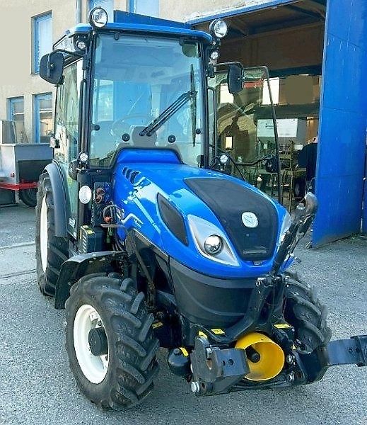 New Holland (2023) T4.100 vinice sad 4.5t - fotka 14 z 15