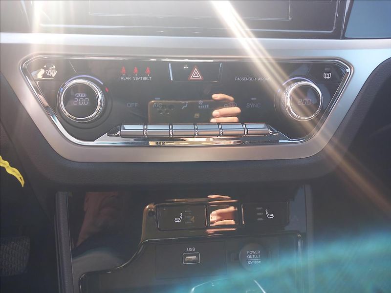 SsangYong Korando 1,5 T-GDI STYLE+ - fotka 12 z 21