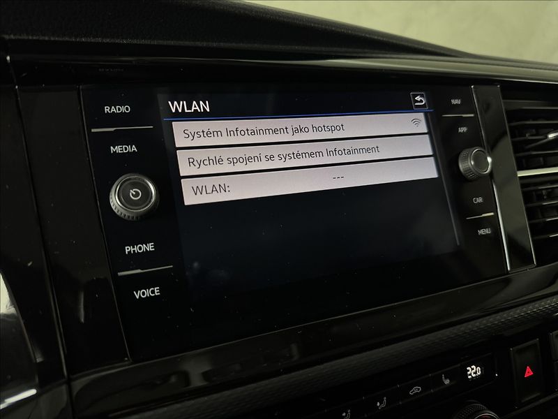 Volkswagen Multivan 2,0 TDi  DSG 4x4 BULLI Webasto - fotka 36 z 41