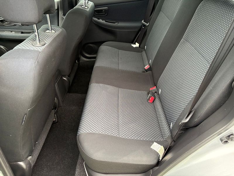 Subaru Impreza 1.5R, 77kW, 4x4, Automat - fotka 7 z 23
