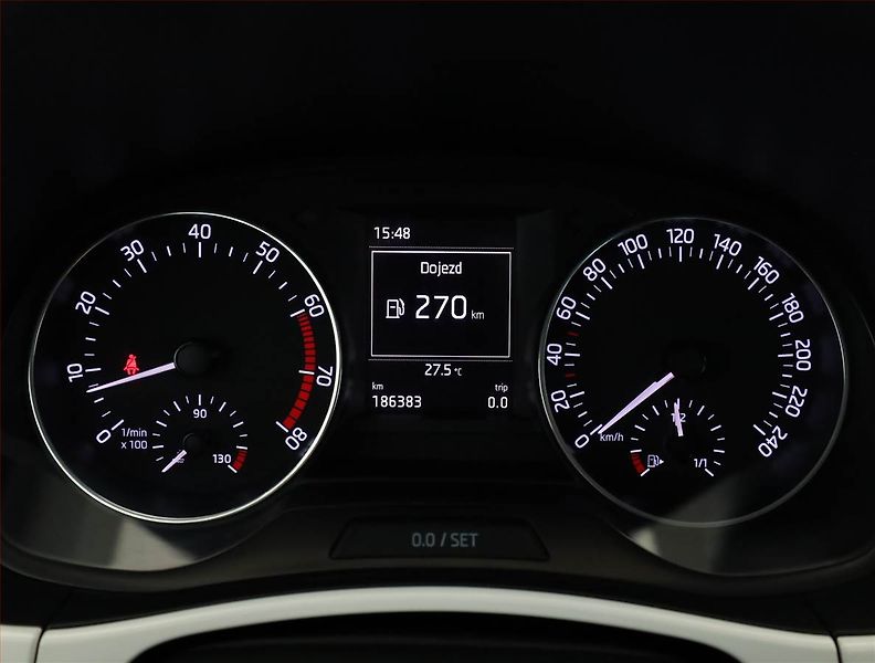 Škoda Fabia (2015) 1.2 TSI, Tempomat - fotka 9 z 20