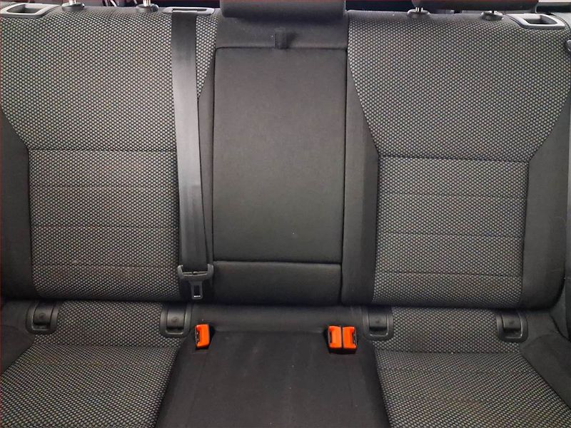 Škoda Octavia (2014) Ambition 1.6 TDI, Tempomat - fotka 10 z 15