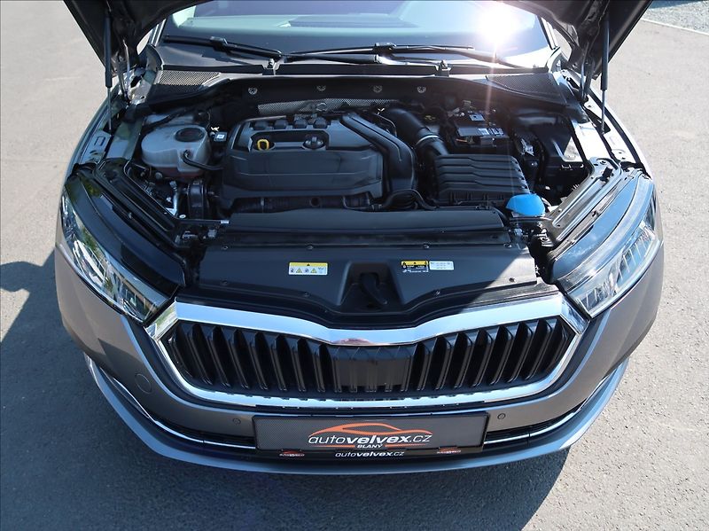 Škoda Octavia 1,5 TSi,110kW,1majČR,Style,DPH - fotka 21 z 25