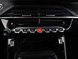 Peugeot 2008 (2023) 1.2 PureTech, ČR,1.maj - náhled 10
