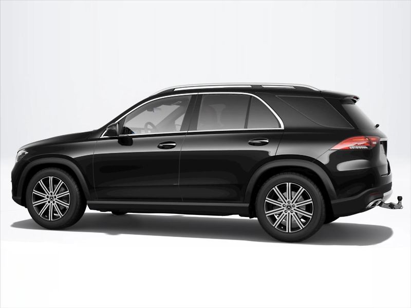 Mercedes-Benz GLE (2025) 2,0 300 d 4MATIC - fotka 4 z 9