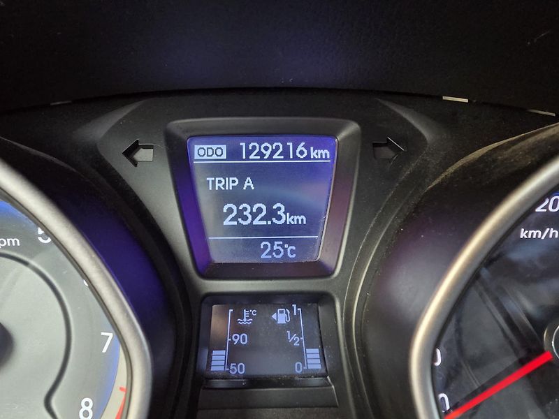 Hyundai i30 (2013) 1.4-1.maj.-LPG-TAŽNÉ-KLIMA - fotka 19 z 24