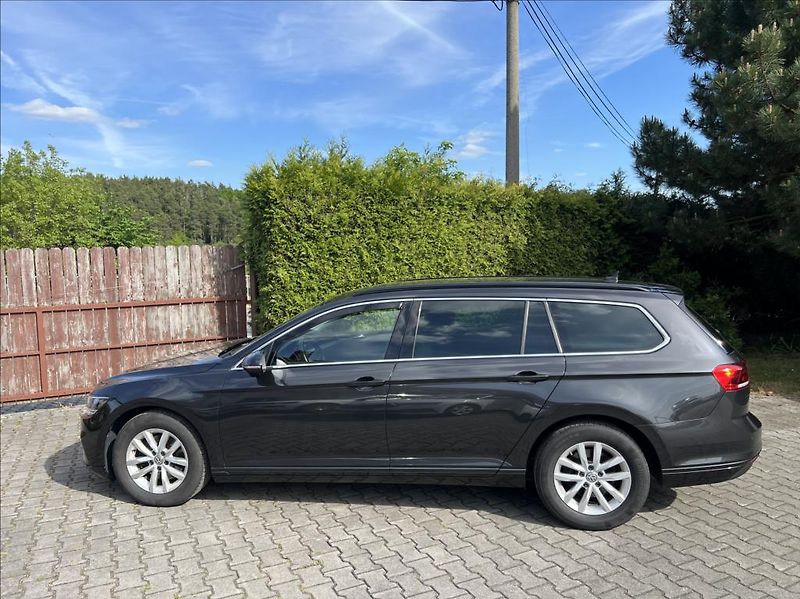 Volkswagen Passat 2,0 TDi Bussines DSG záruka - fotka 3 z 31