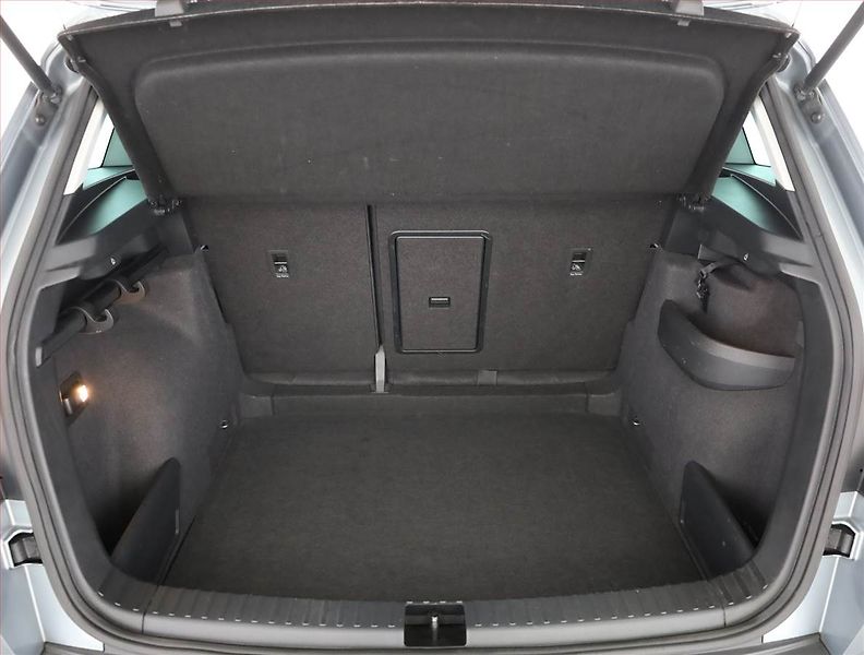 Škoda Karoq (2020) 1.5 TSI - fotka 16 z 17