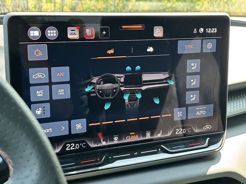 Cupra Terramar (2026) 2.0 TSI 204k DSG 4WD - fotka 13 z 33