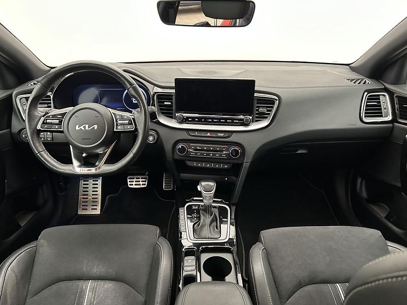 Kia ProCeed 1.5 T-GDi  GT LINE PLUS - fotka 5 z 29
