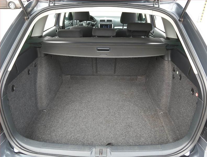 Škoda Octavia (2012) 1.6 TDI, Serv.kniha, Navi - fotka 14 z 18