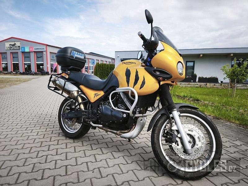 Triumph Tiger 900 (1999) - fotka 1 z 13