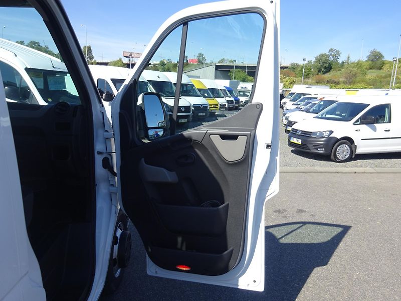 Renault Master (2012) 2.3 DCI odtahovka - fotka 54 z 68