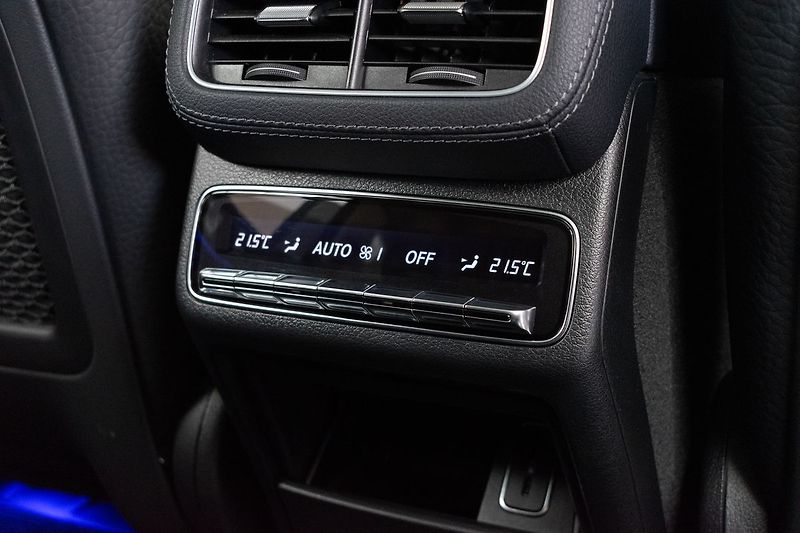 Mercedes-Benz GLS 400d 4M*AMG*AIR*TAŽNÉ*ČR 1.MAJ - fotka 13 z 52