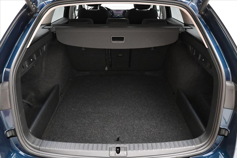 Škoda Octavia 2,0 TDI 110kW DSG Style Záruka - fotka 10 z 34