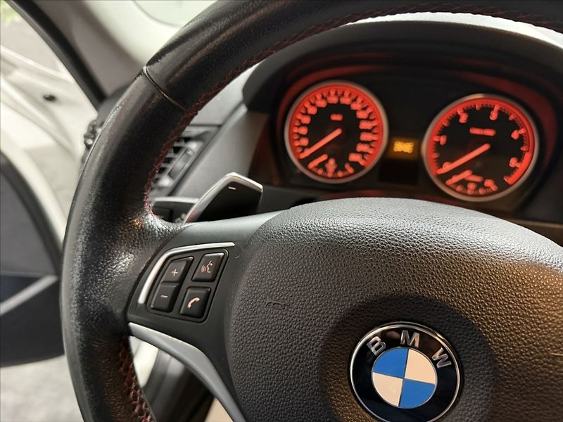 BMW X1 2,0   20D XDRIVE AUTOMAT TOP - fotka 9 z 25