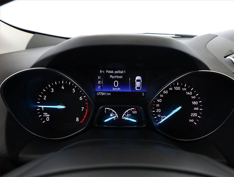 Ford Kuga (2019) Titanium 1.5 EcoBoost - fotka 9 z 17