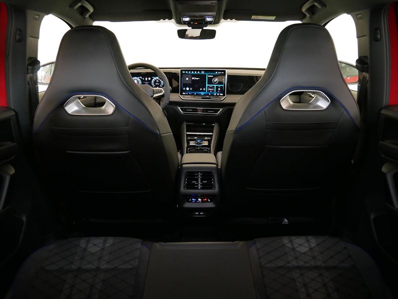 Volkswagen Tiguan - fotka 24 z 25