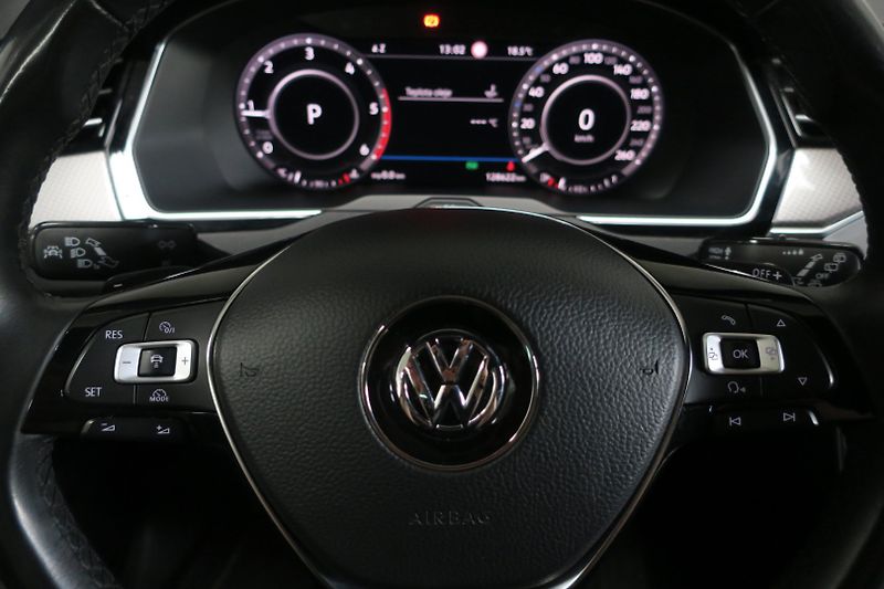 Volkswagen Passat Variant (2017) 2.0 TDI 176kW 4M. DSG Alltrack - fotka 14 z 50