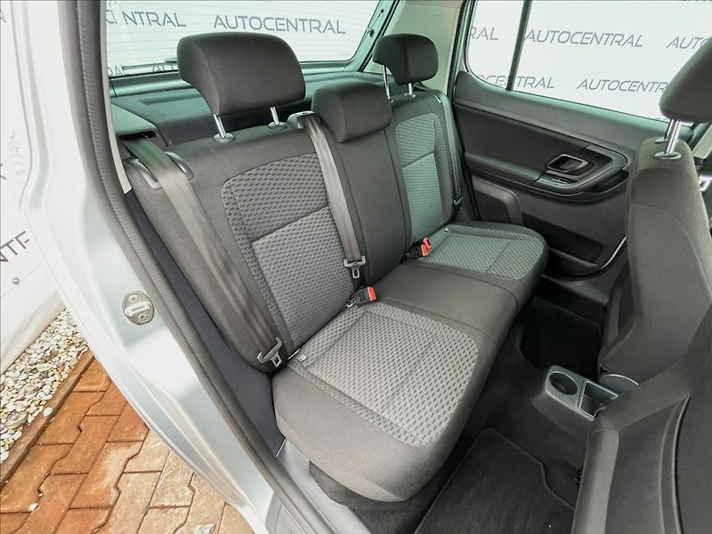 Škoda Fabia 1,6 tdi Best of-Sport 55kw ser - fotka 22 z 24