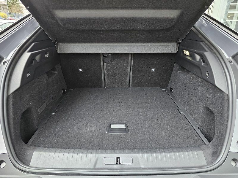 Peugeot 3008 (2026) BUSINESS Hybrid 145 e-DCS6 - fotka 6 z 22