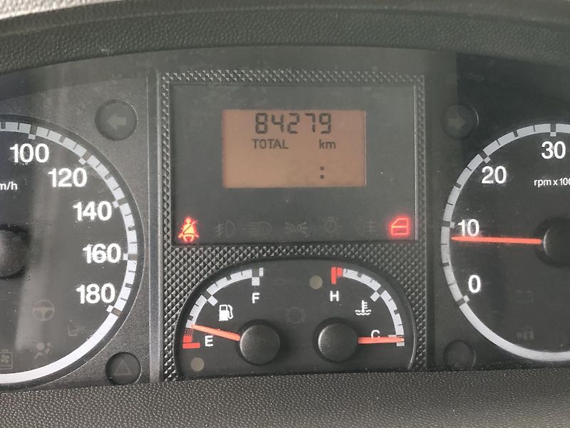 Peugeot Boxer (2010) 2.2HDi 4x4 !!!! pouze 84000KM - fotka 8 z 13