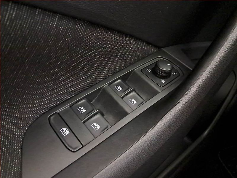 Škoda Scala (2019) Style Plus 1.6 TDI, Tempomat - fotka 16 z 18