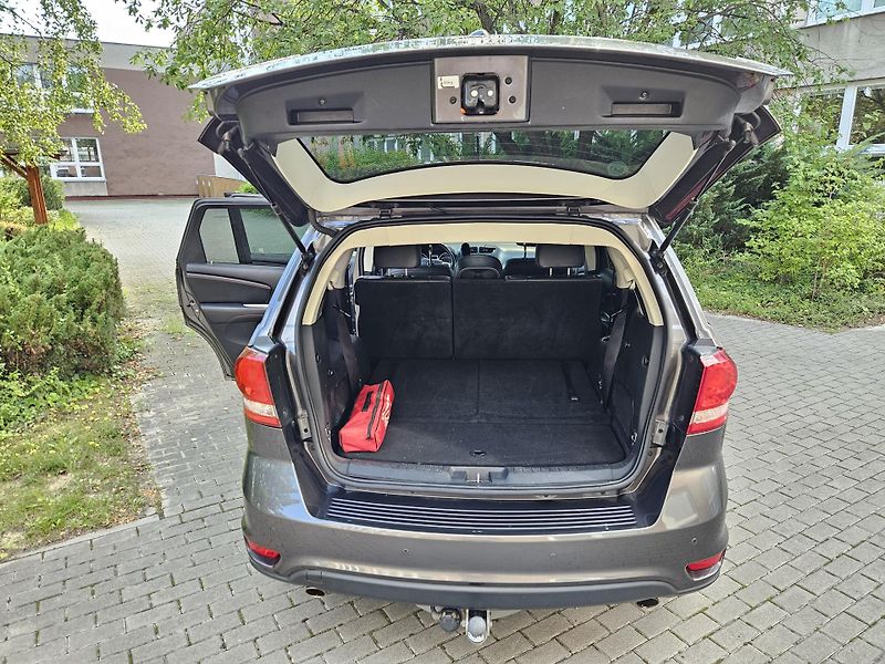 Dodge Journey (2017) GT 3,6 V6 AWD LPG 7 míst - fotka 11 z 24