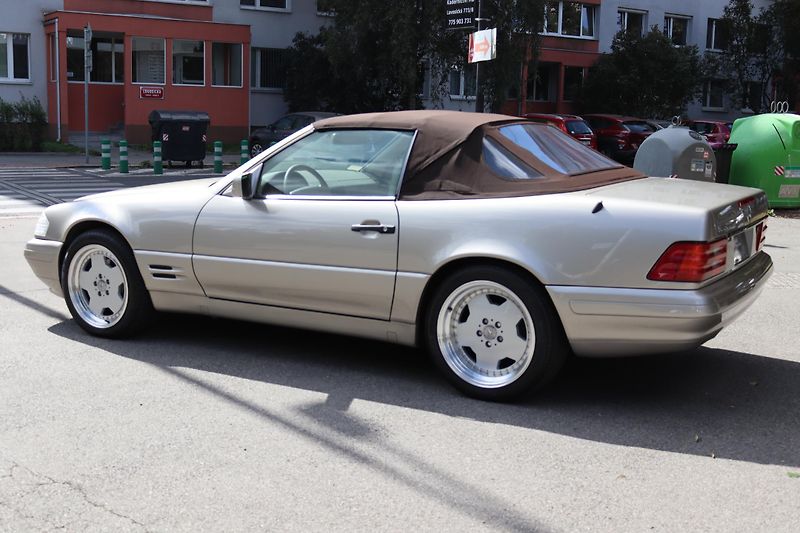 Mercedes-Benz SL SL 500 R129 225kW - fotka 14 z 49