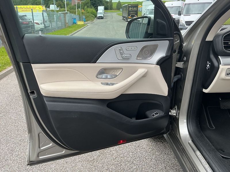 Mercedes-Benz GLE 350 d 4MATIC - fotka 9 z 27