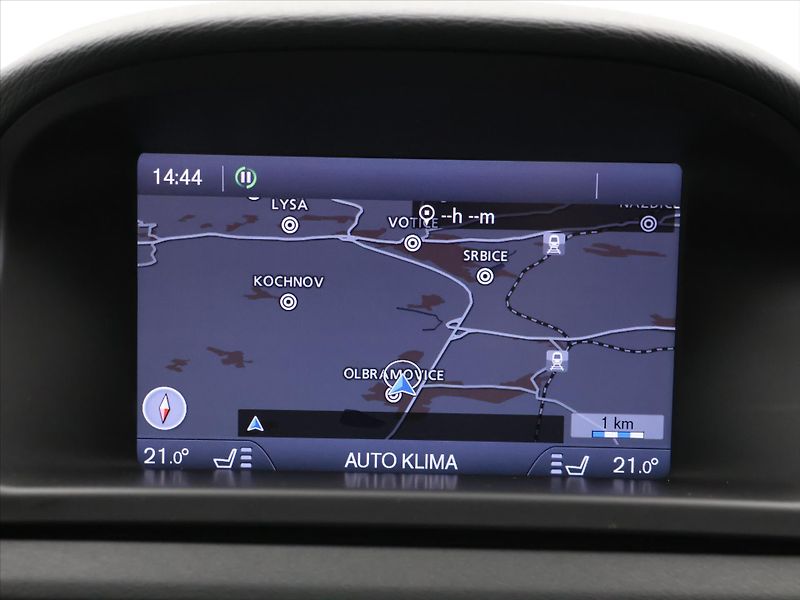 Volvo S80 2,4 D5 158kW DPH Aut. - fotka 20 z 31
