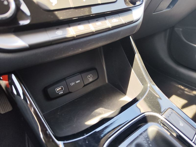 Hyundai i30 1.0 T-GDi/74kW Smart Climate - fotka 20 z 31
