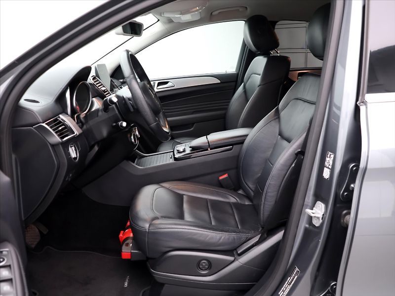 Mercedes-Benz GLE 3.0 400 245kW Coupe Aut. - fotka 11 z 42
