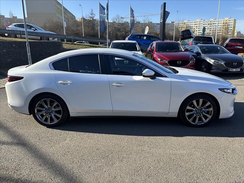 Mazda 3 2,0 i Plus 1.ČR CARPLAY KAMERA - fotka 6 z 46