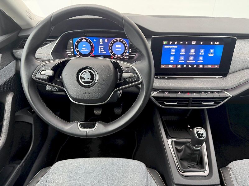 Škoda Octavia (2024) 1,5 TSI 110 KW Top Selection - fotka 8 z 35