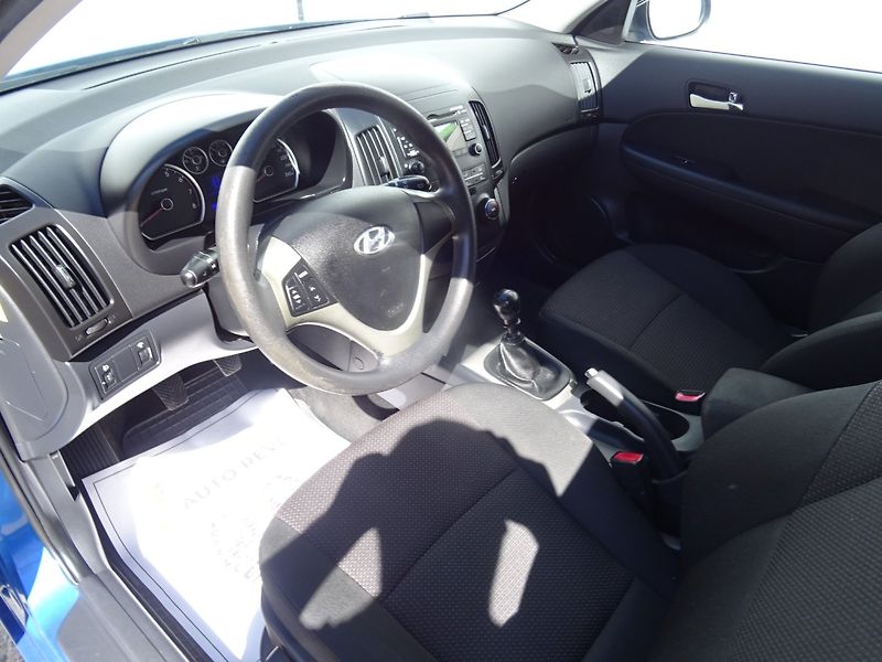 Hyundai i30 (2009) 1.4i,80kW,NovéČR,klima - fotka 7 z 21