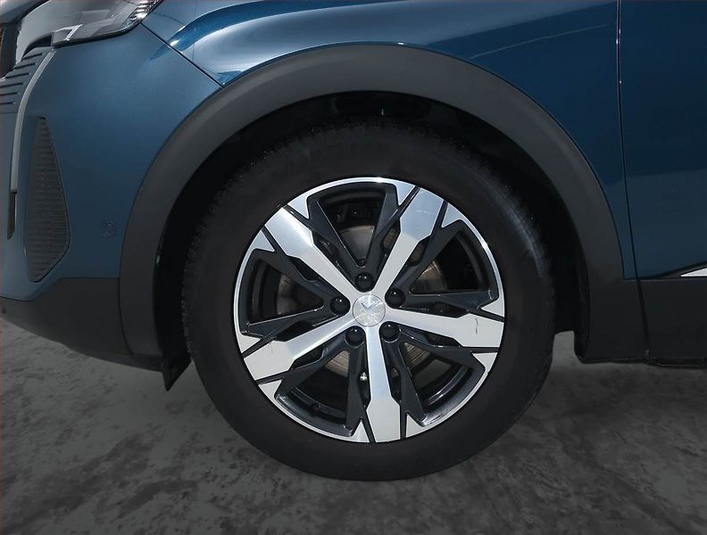 Peugeot 5008 (2021) Allure 1.5 BlueHDi - fotka 14 z 25