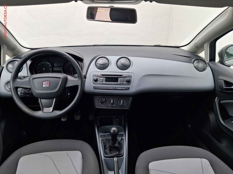 Seat Ibiza (2014) 1.2 TSi, Reference - fotka 8 z 17