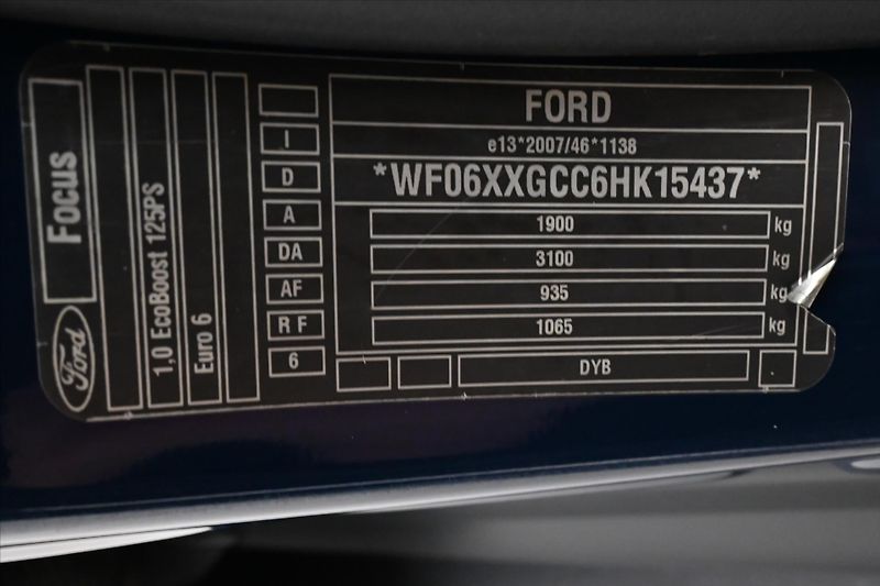 Ford Focus 1,0 EcoBoost 92 kW TAŽNÉ Záruk - fotka 12 z 30