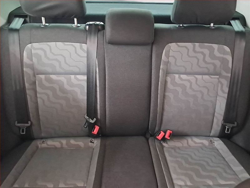 Škoda Fabia (2010) 1.2, Park. senzory - fotka 10 z 17