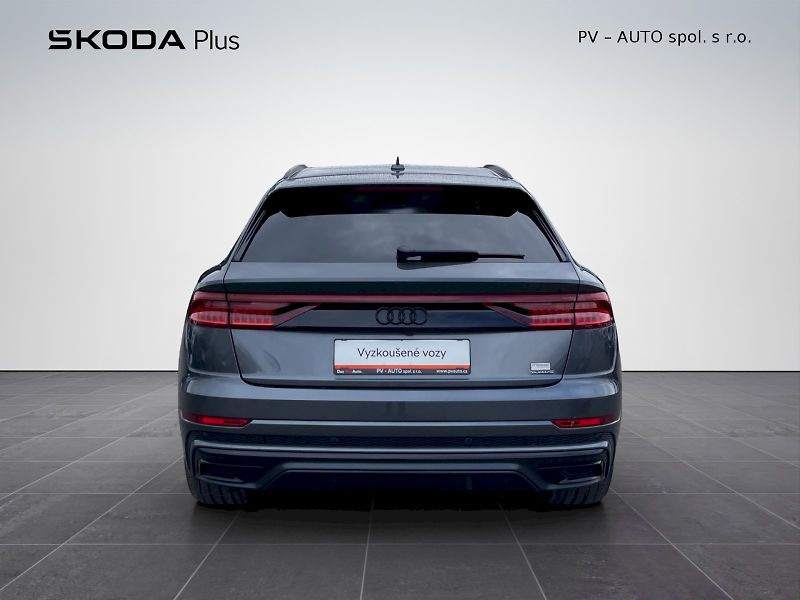 Audi Q8 (2023) 50 TDI 210 kW S-line Quattro T - fotka 29 z 35
