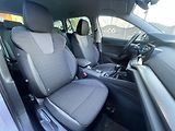 Škoda Octavia 1.5TSi 1.MAJ ČR NEBOUR. ZÁRUKA - náhled 17