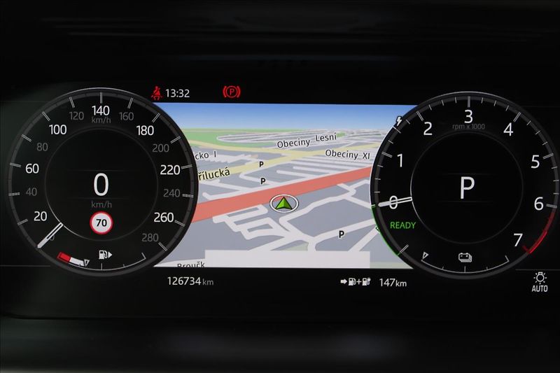 Land Rover Discovery Sport 1,5 P300e  A/T,4x4,R-DYNAMIC S - fotka 10 z 39