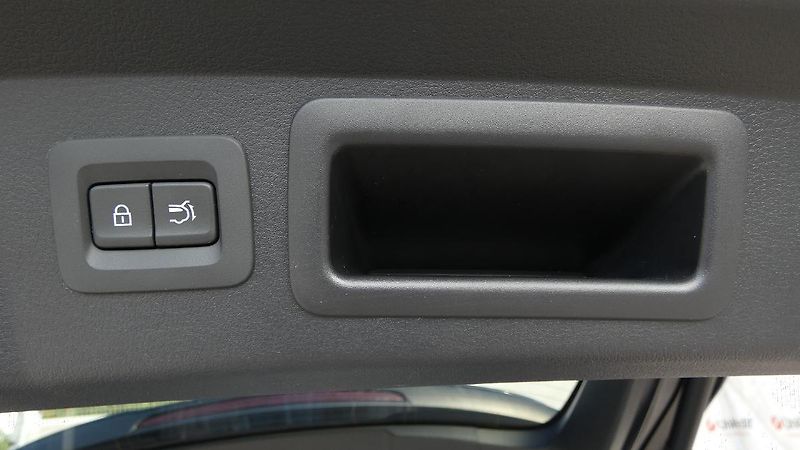 Mazda CX-60 3,3 l e-Skyactiv D254 Exclusiv - fotka 23 z 27