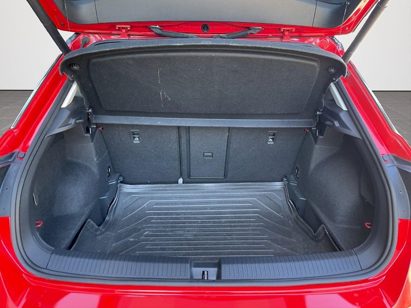 Volkswagen T-Roc (2019) 1.0 TSI 85 kW Comfortline - fotka 30 z 33