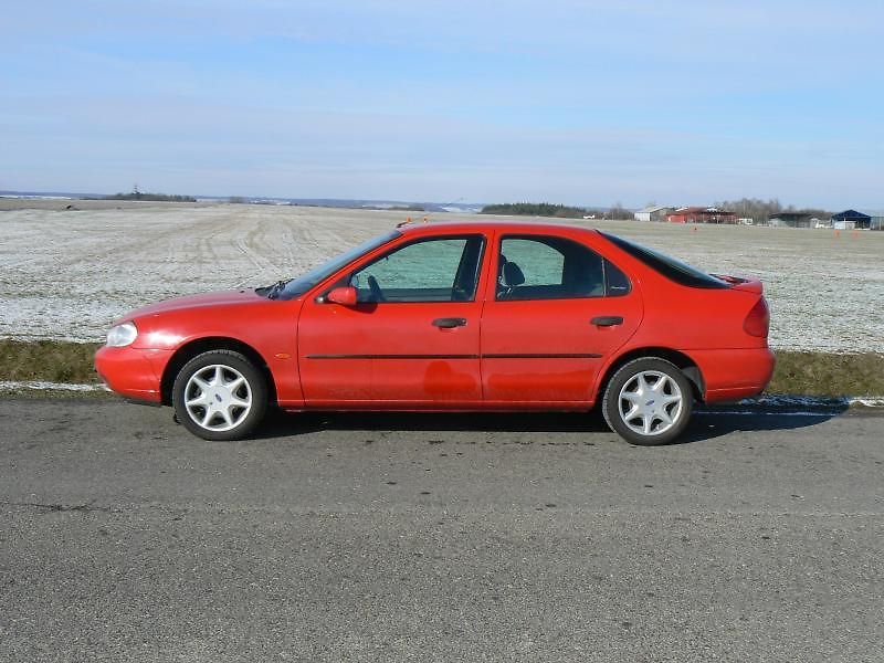 ZKUŠENOSTI UŽIVATELE: Ford Mondeo 